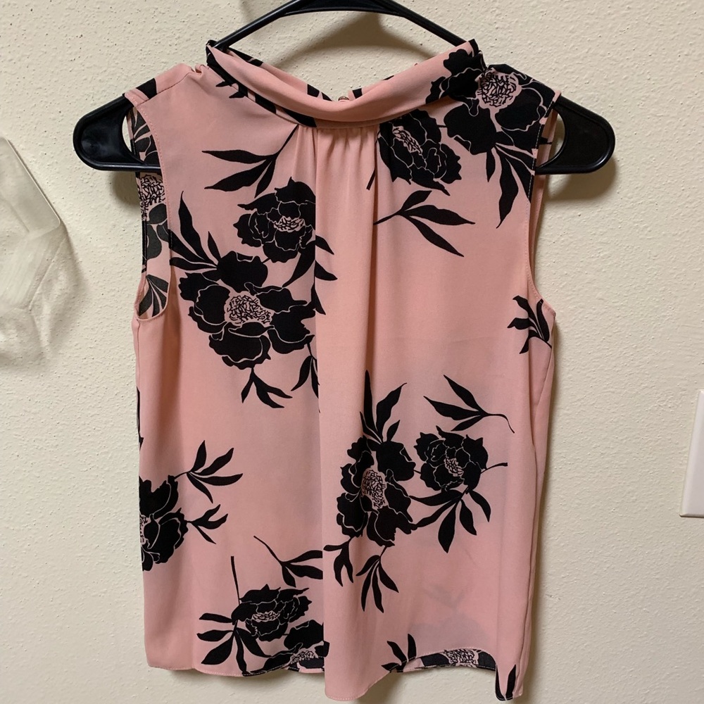 Vince Camuto top